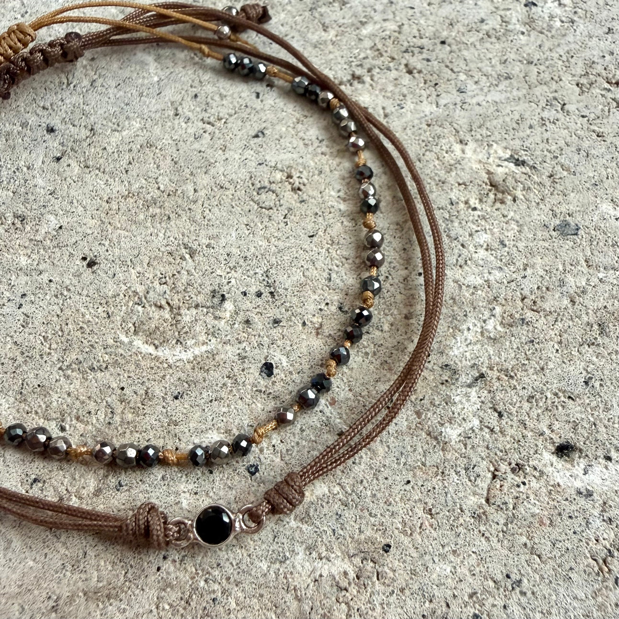 leyra set bracelet