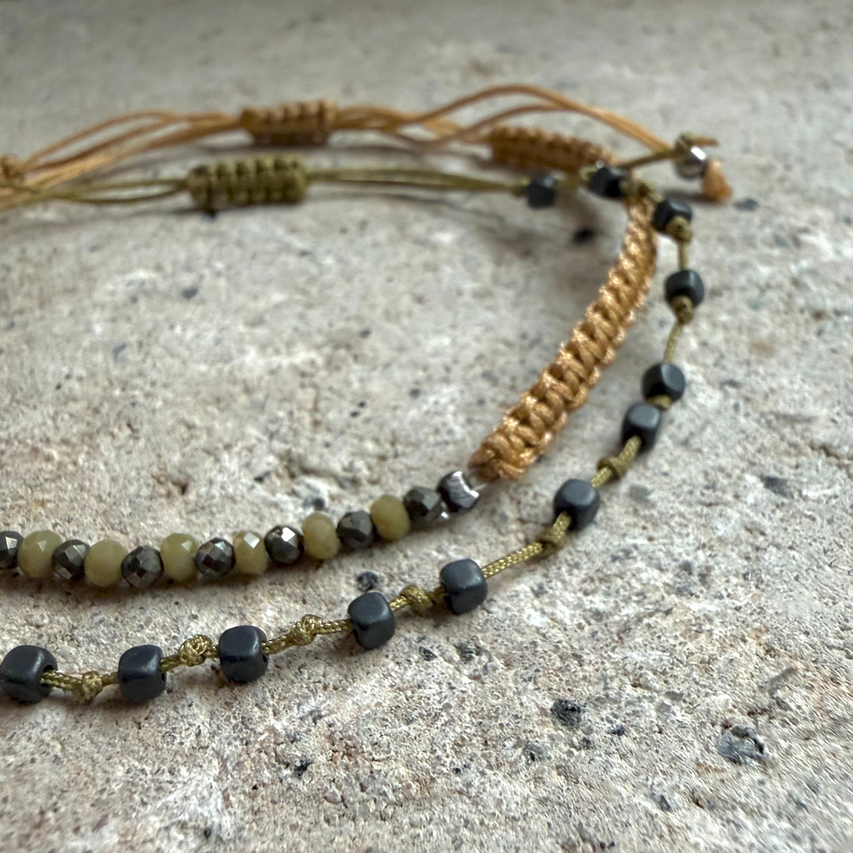 field bracelet set