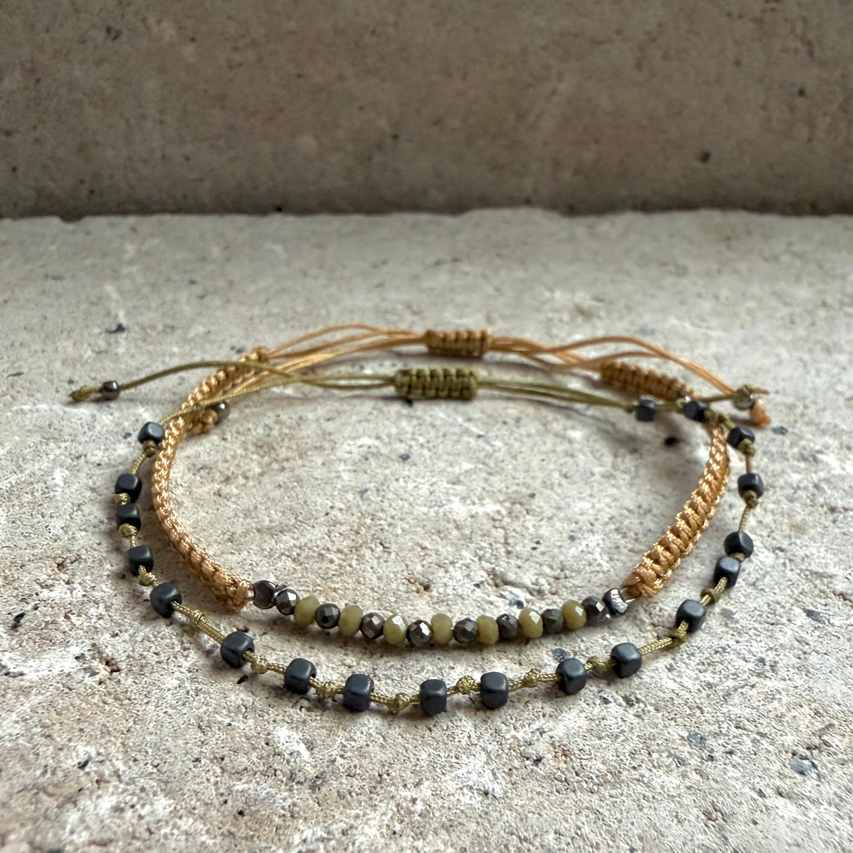 field bracelet set